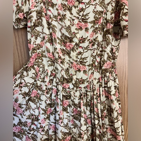 Vintage PIOKO floral dress - Picture 6 of 9